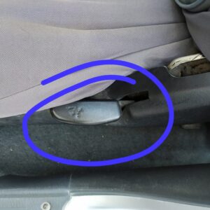 HYUNDAI ACCENT 1995-2000 KOLTUK SIRT SOL AYAR DÜĞMESI 88130-22002 ORİJİNAL