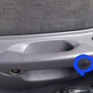 HYUNDAI ACCENT 2000-2006 KAPI DÖŞEME ÇEKME CIVATA KAPAGI ORİJİNAL